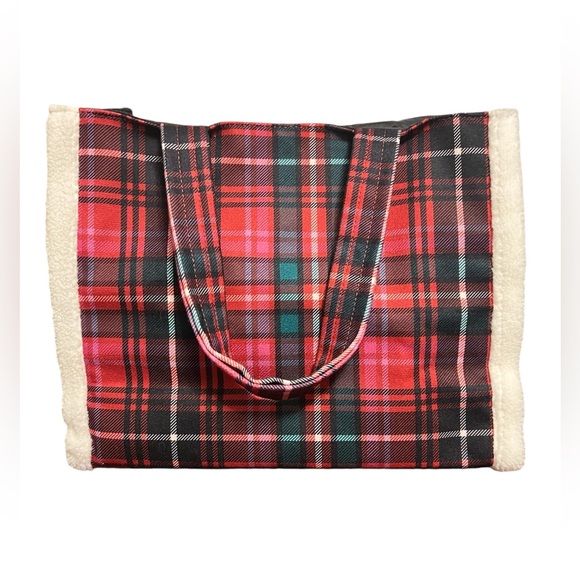 Victoria’s Secret Cloth/Sherpa Holiday Tote Bag - Picture 4 of 5